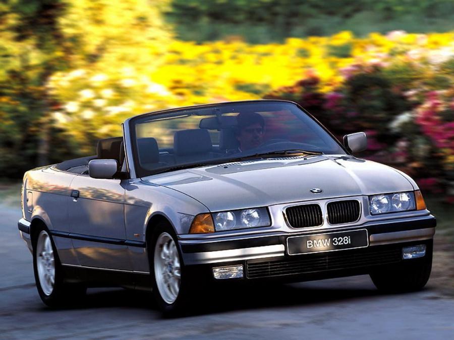  BMW 328i Convertible 1995 года  (фото 1 из 4)